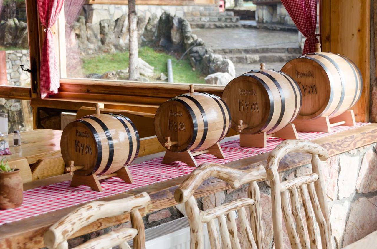 Etno Naselje Kum Bed & Breakfast Sokolac  Dış mekan fotoğraf